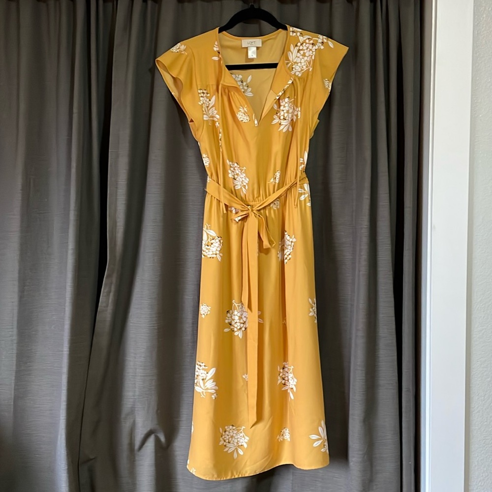 LOFT Outlet Midi Dress